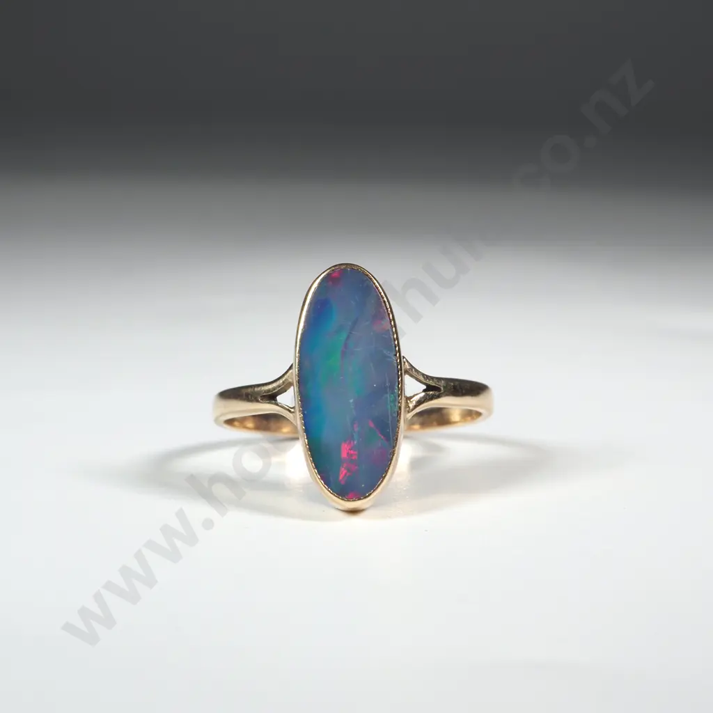 9ct Gold Opal Ring Image 1++