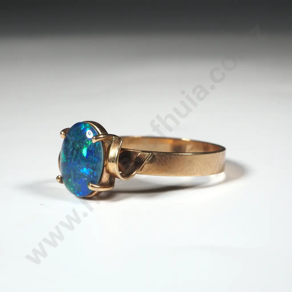 9ct Decorative Opal Ring Image 1++