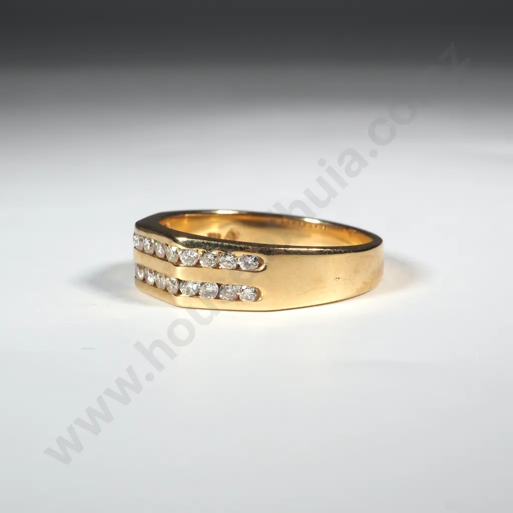 18ct God Double Banded Diamond Ring Image 1++