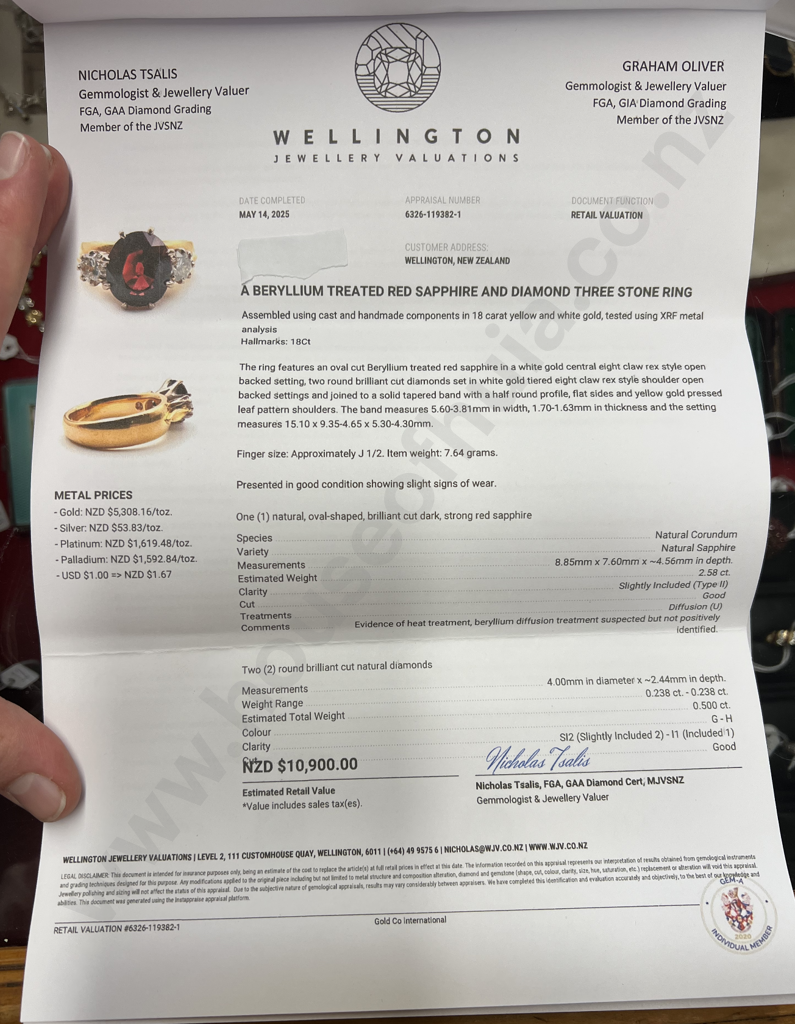 18ct Gold Red Saphire & Diamond Ring Valued at $10,900 Image 1++