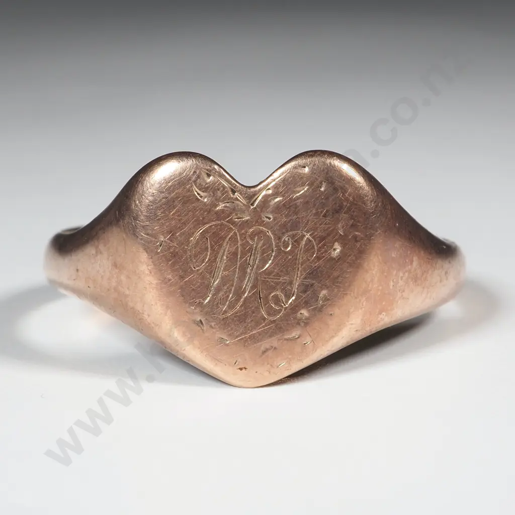 Antique 9ct Rose Gold Signet Ring Image 1++