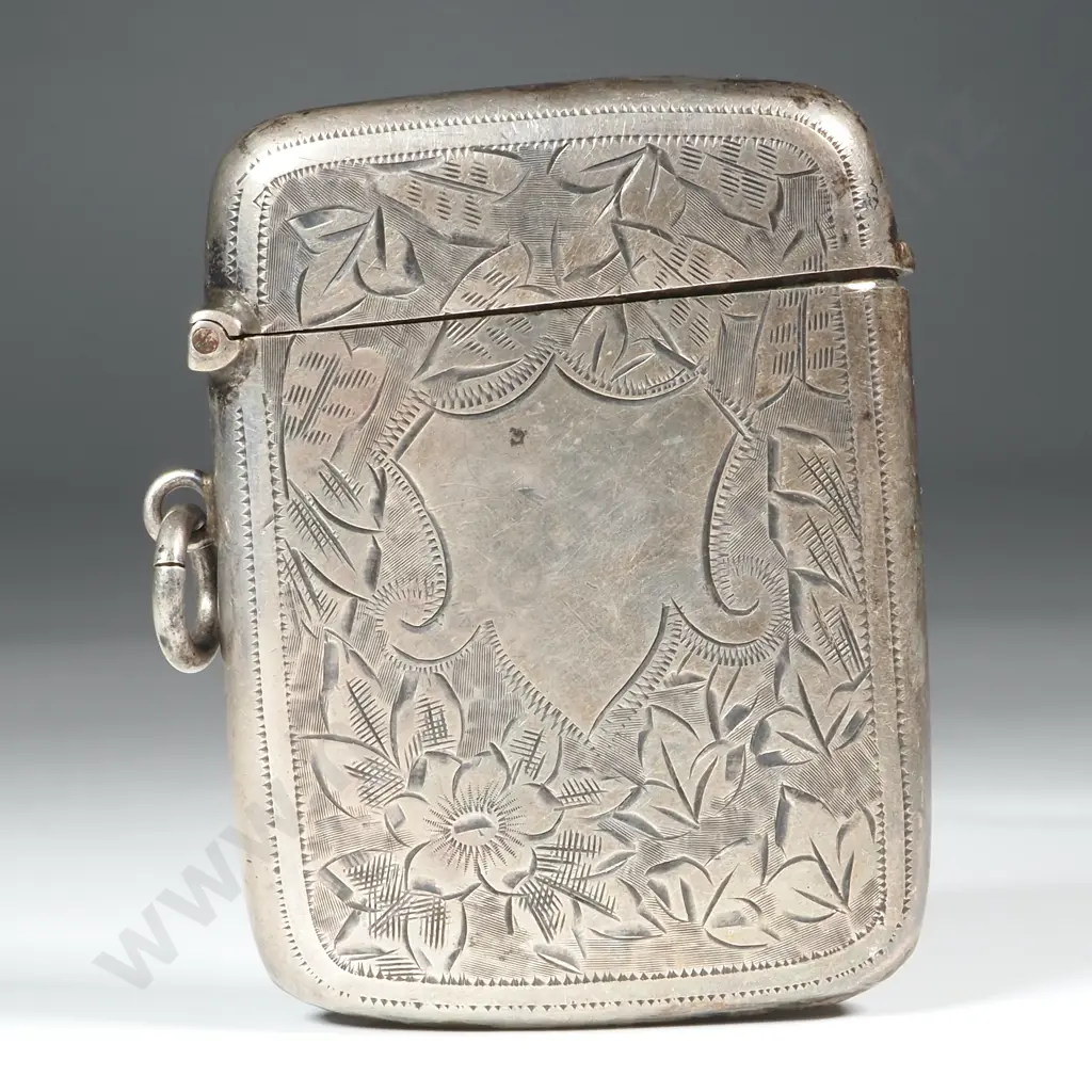 Large Sterling Silver Vesta Box with Floral, Leaf & Scroll Decoration  Image 1++