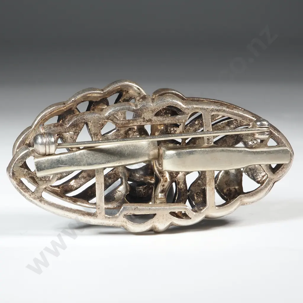 Sterling Silver Marcasite Brooch / Clip Image 1++