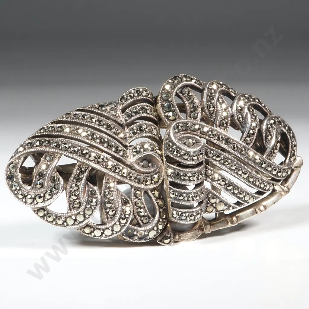 Sterling Silver Marcasite Brooch / Clip Image 1++
