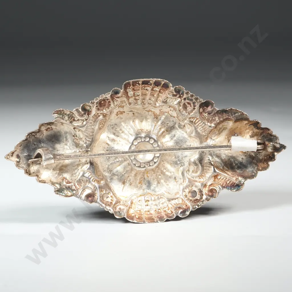 White Metal Brooch With Moulded Flower & Leaf Decoration Image 1++