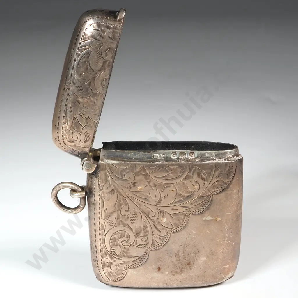 Sterling Silver Vesta Box with Scroll Decoration. Image 1++