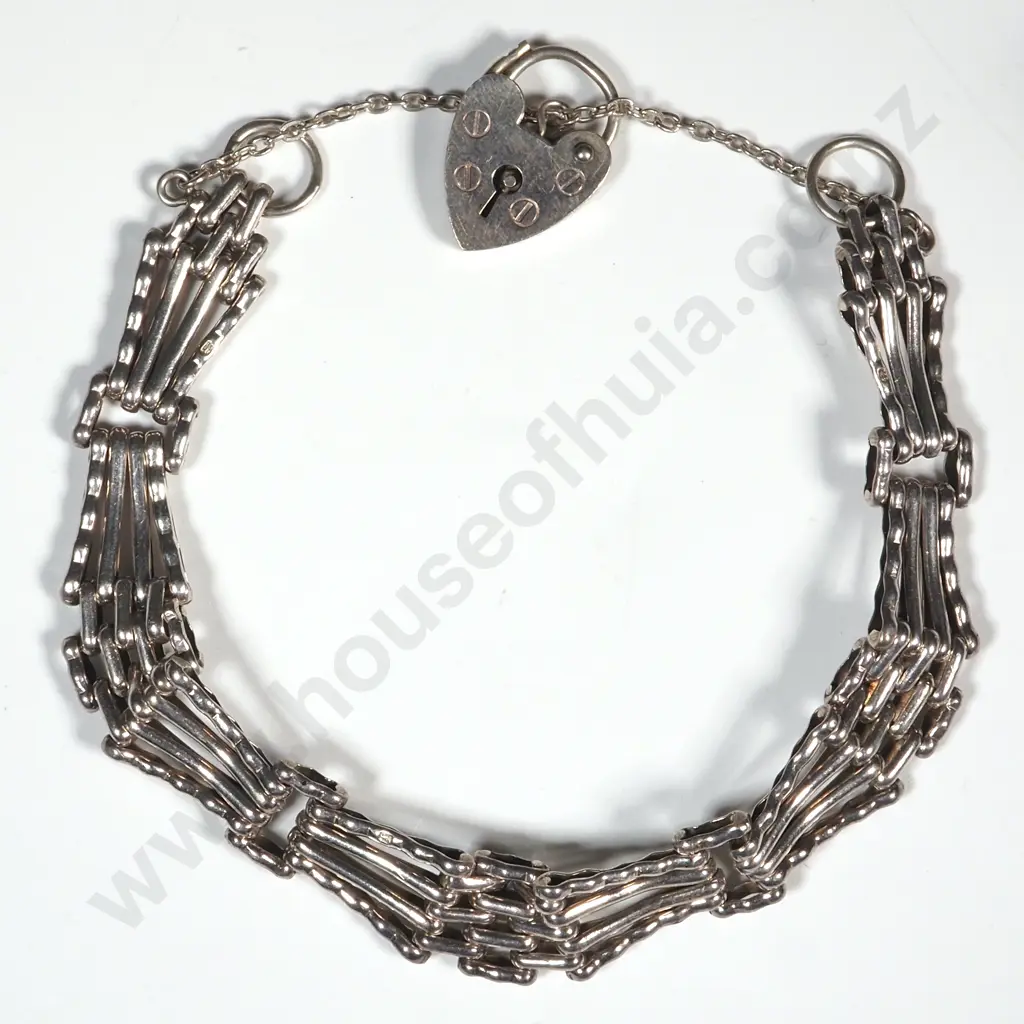 Sterling Silver Gate Bracelet w Locket Image 1++