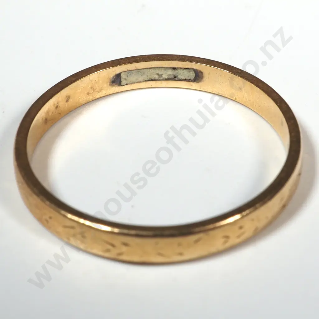 18ct Gold Wedding Band Image 1++