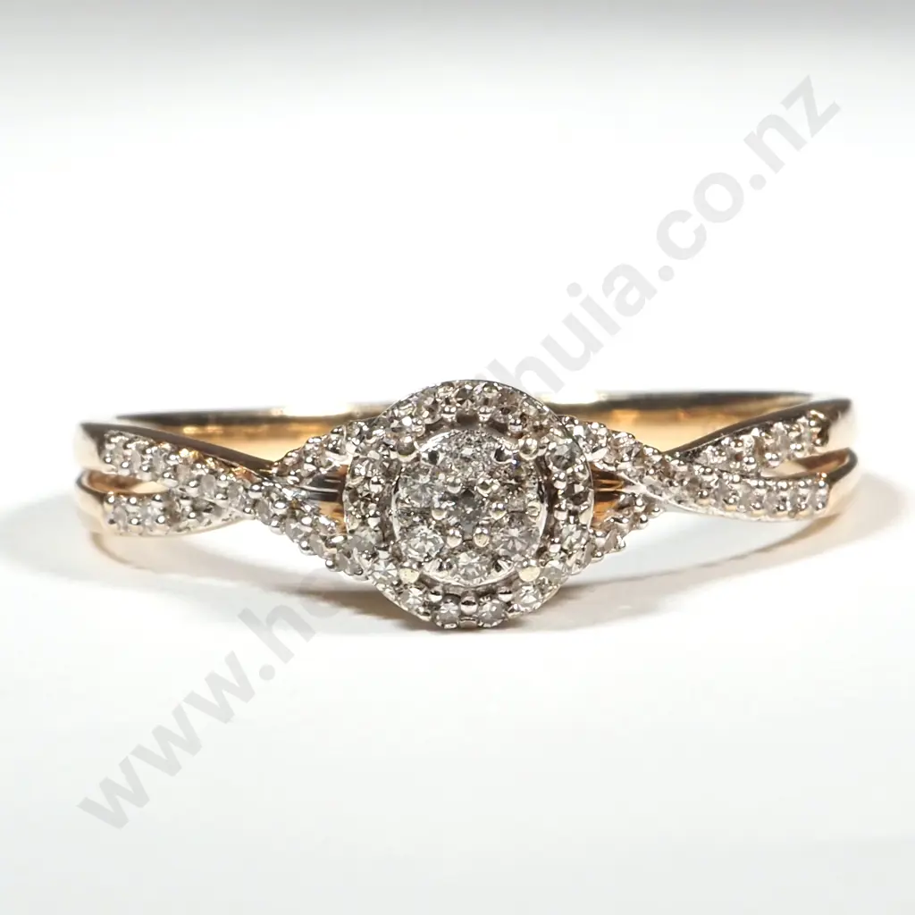 9ct Gold Diamond Ring Image 1++