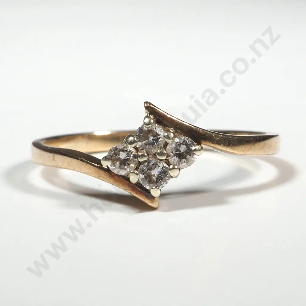 9ct Gold Diamond Ring Image 1++