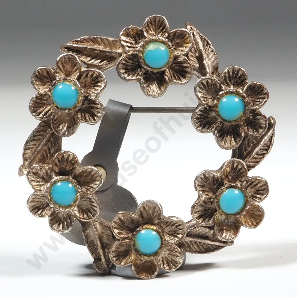 Vintage White Metal Circular Forget Me Not Brooch Image 1++