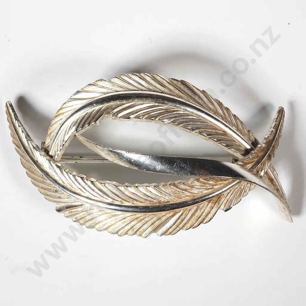 Vintage Sterling Silver Feather Brooch. Marked 925. Foreign A & D  Image 1++