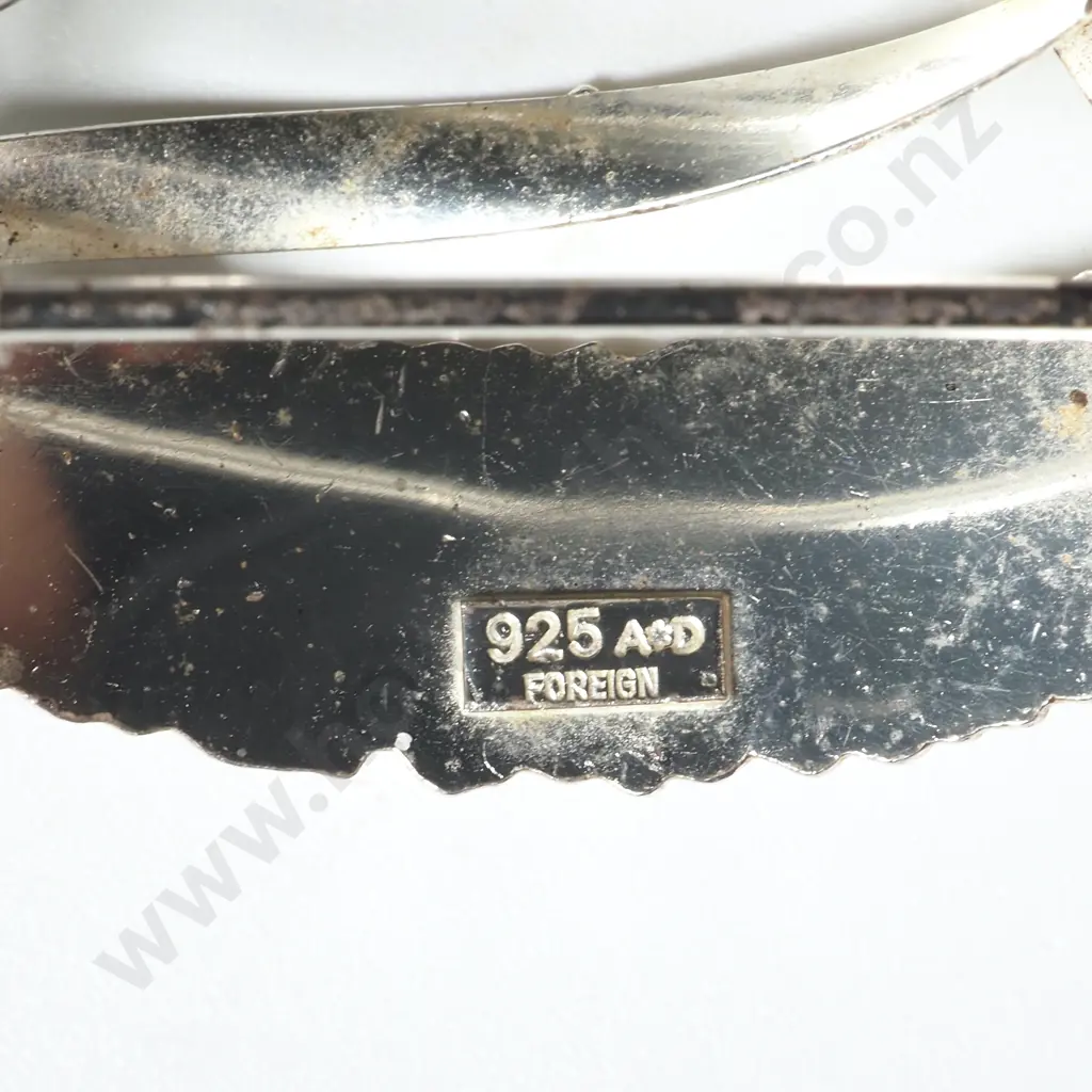 Vintage Sterling Silver Feather Brooch. Marked 925. Foreign A & D  Image 1++