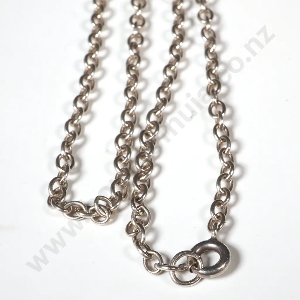 Sterling Silver Necklace with Box & Twist Link Chain Image 1++