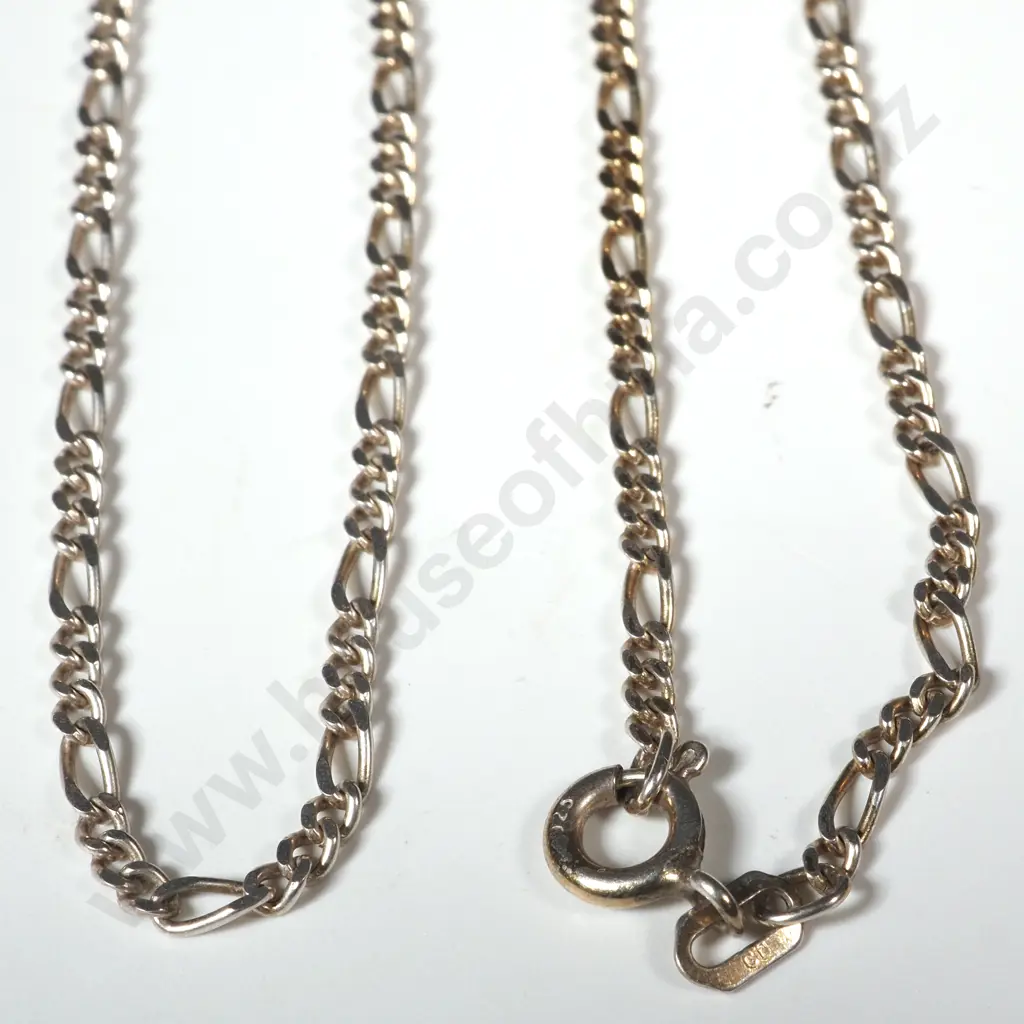 Sterling Silver Figaro Link Chain Image 1++
