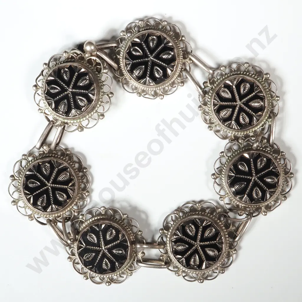 Sterling Silve Filigree Medallion Link Bracelet  Image 1++