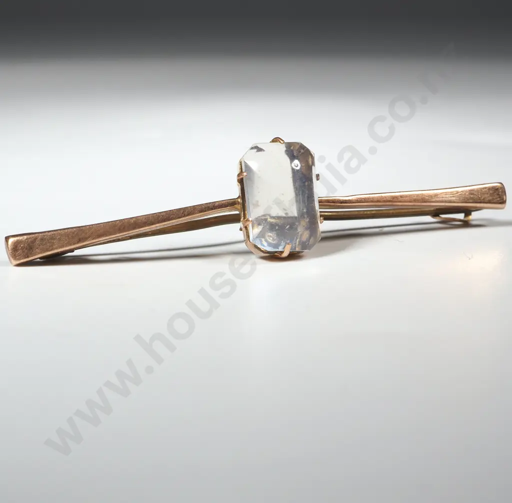 9ct Gold Moonstone Brooch Image 1++
