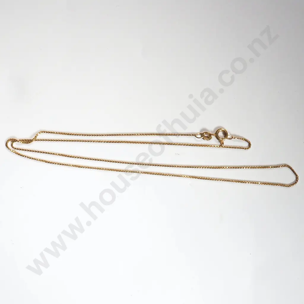 18ct Gold Box Link Necklace Image 1++