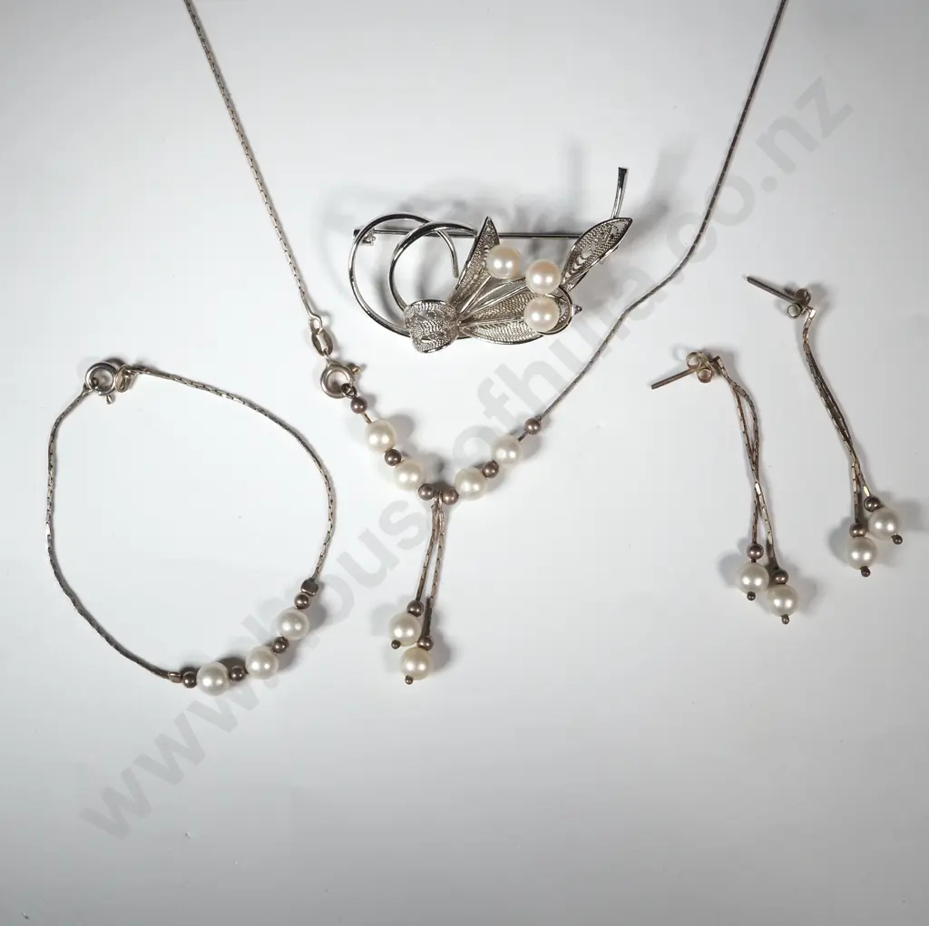 Sterling Silver Pearl Necklace w Pendant  & Matching Bracelet & Earrings.  Costume Pearl Brooch. Image 1++