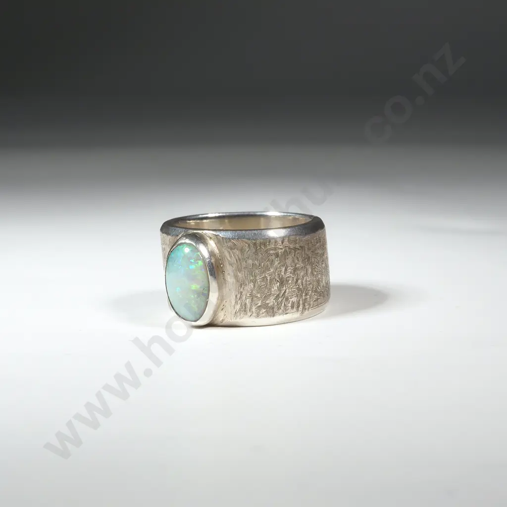 Handmade Jewellers Sterling Silver/Opal Ring. Image 1++