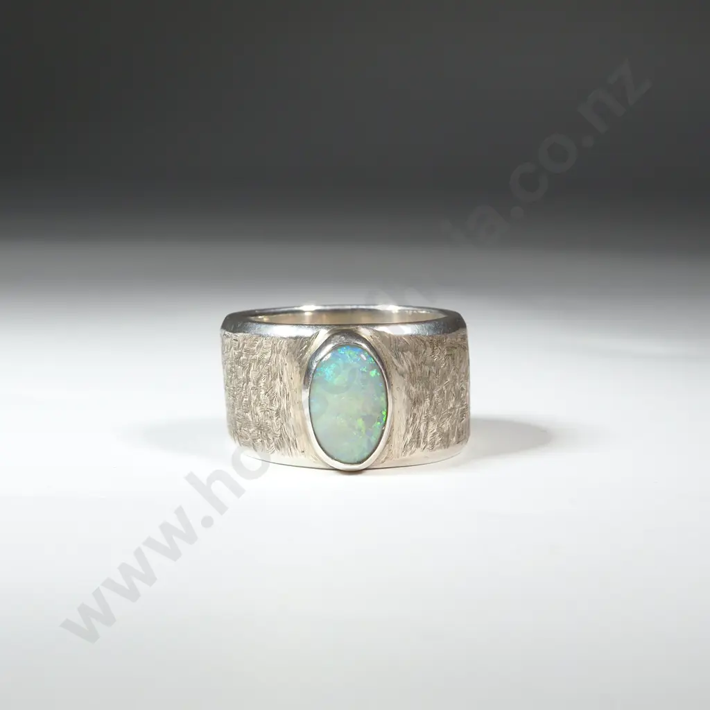 Handmade Jewellers Sterling Silver/Opal Ring. Image 1++