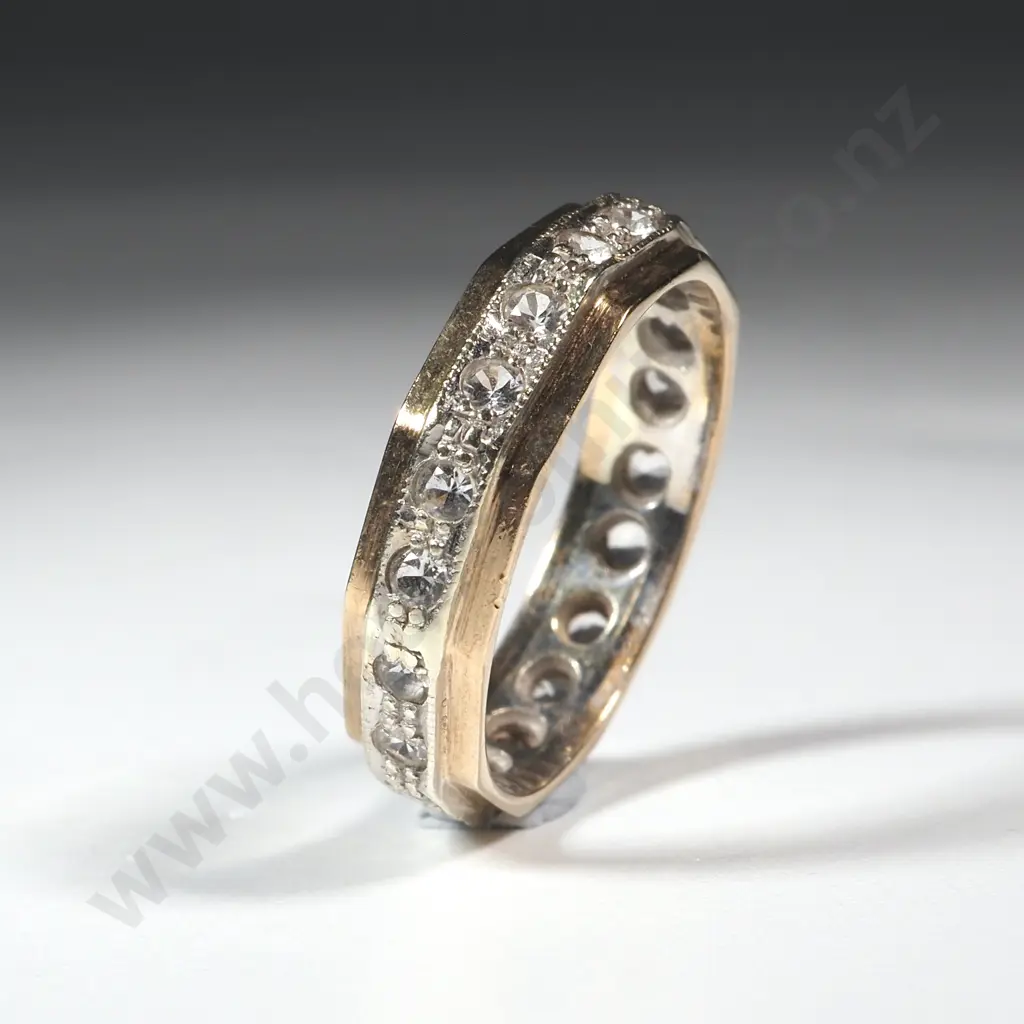 9ct Gold Eternity Ring Image 1++
