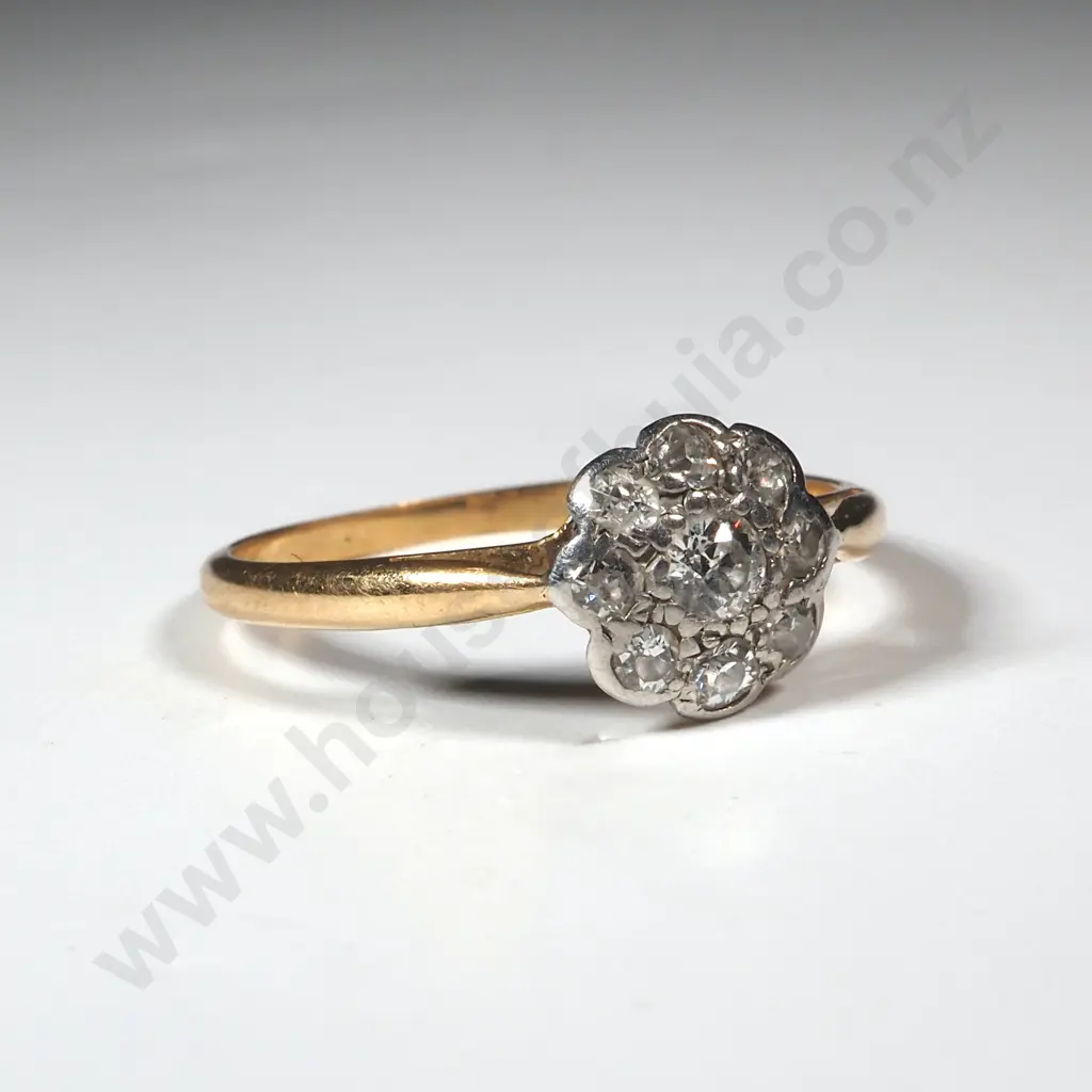 18ct Gold Diamond Ring Image 1++