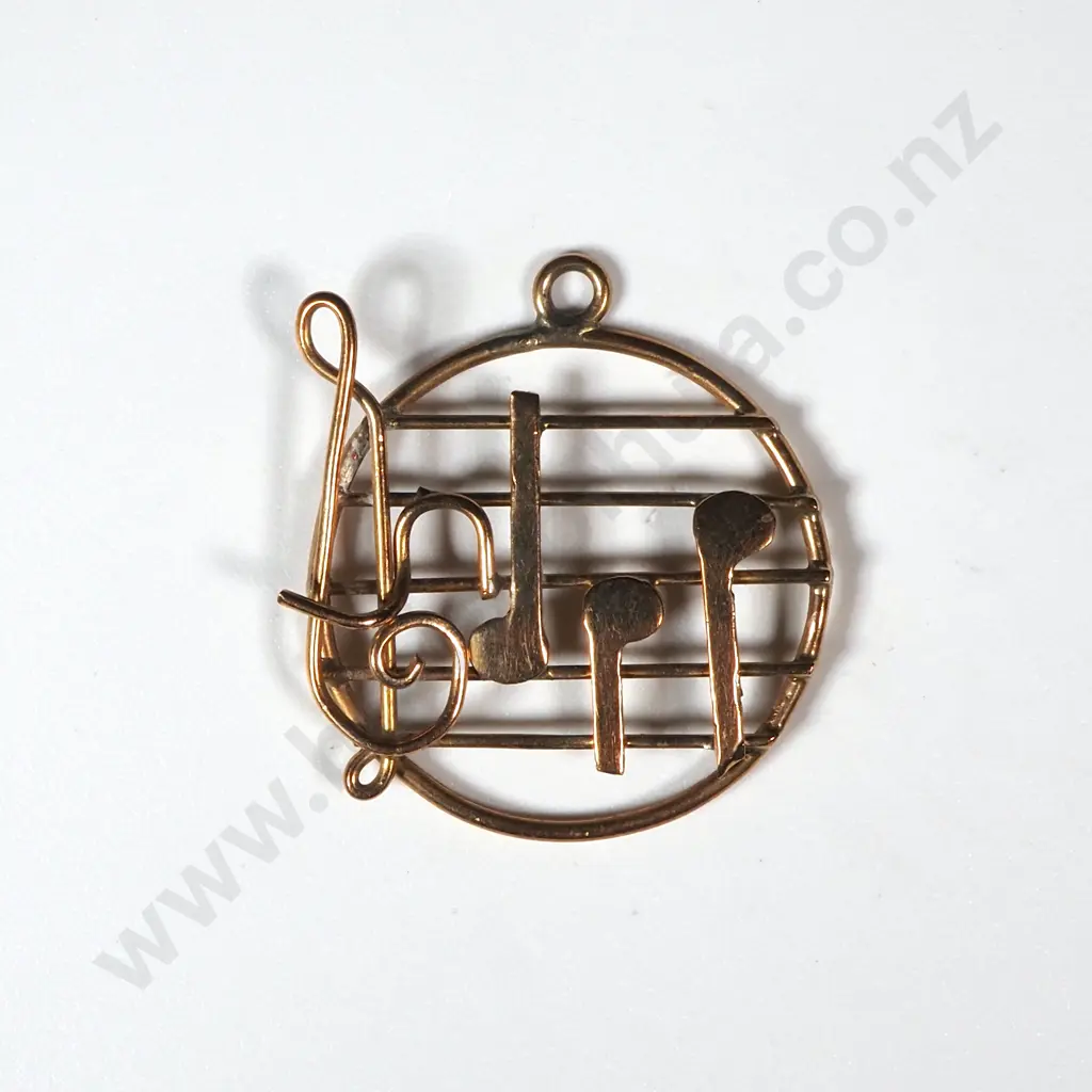 18ct Gold Musical Pendant Image 1++