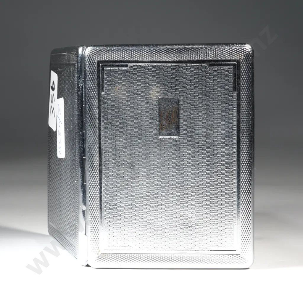 Vintage English Metal Cigerette Case Image 1++