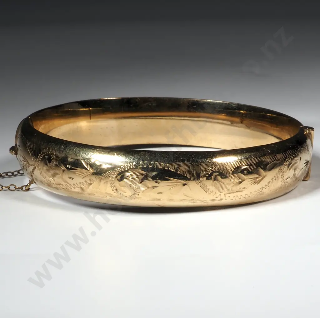 9ct Gold On Metal Core Snap Bracelet with Engraved Front  Image 1++