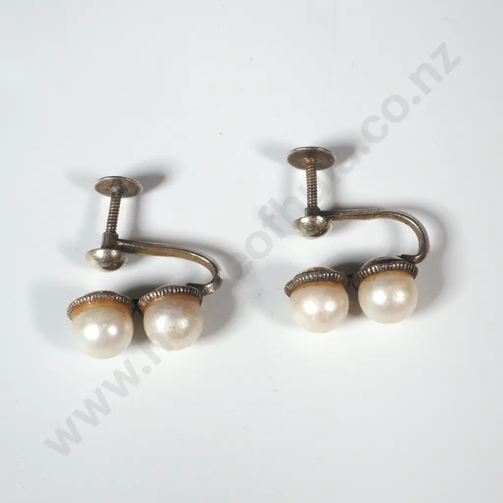 14ct Gold & Double Pearl Earrings Image 1++