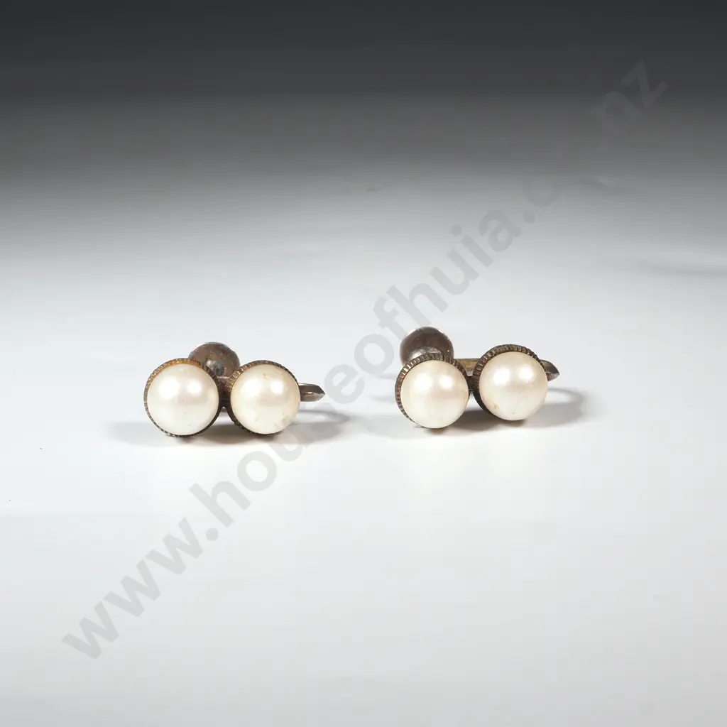 14ct Gold & Double Pearl Earrings Image 1++