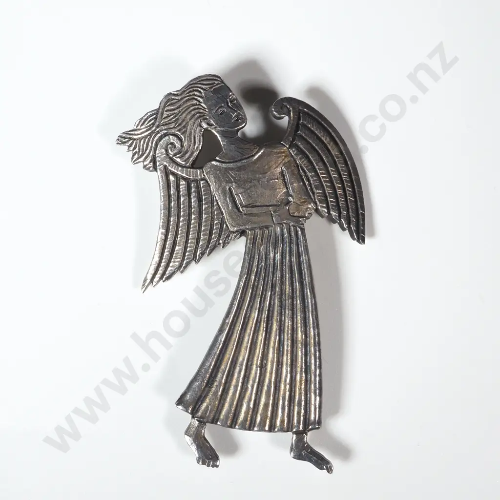 Sterling Silver Angel Brooch. Image 1++