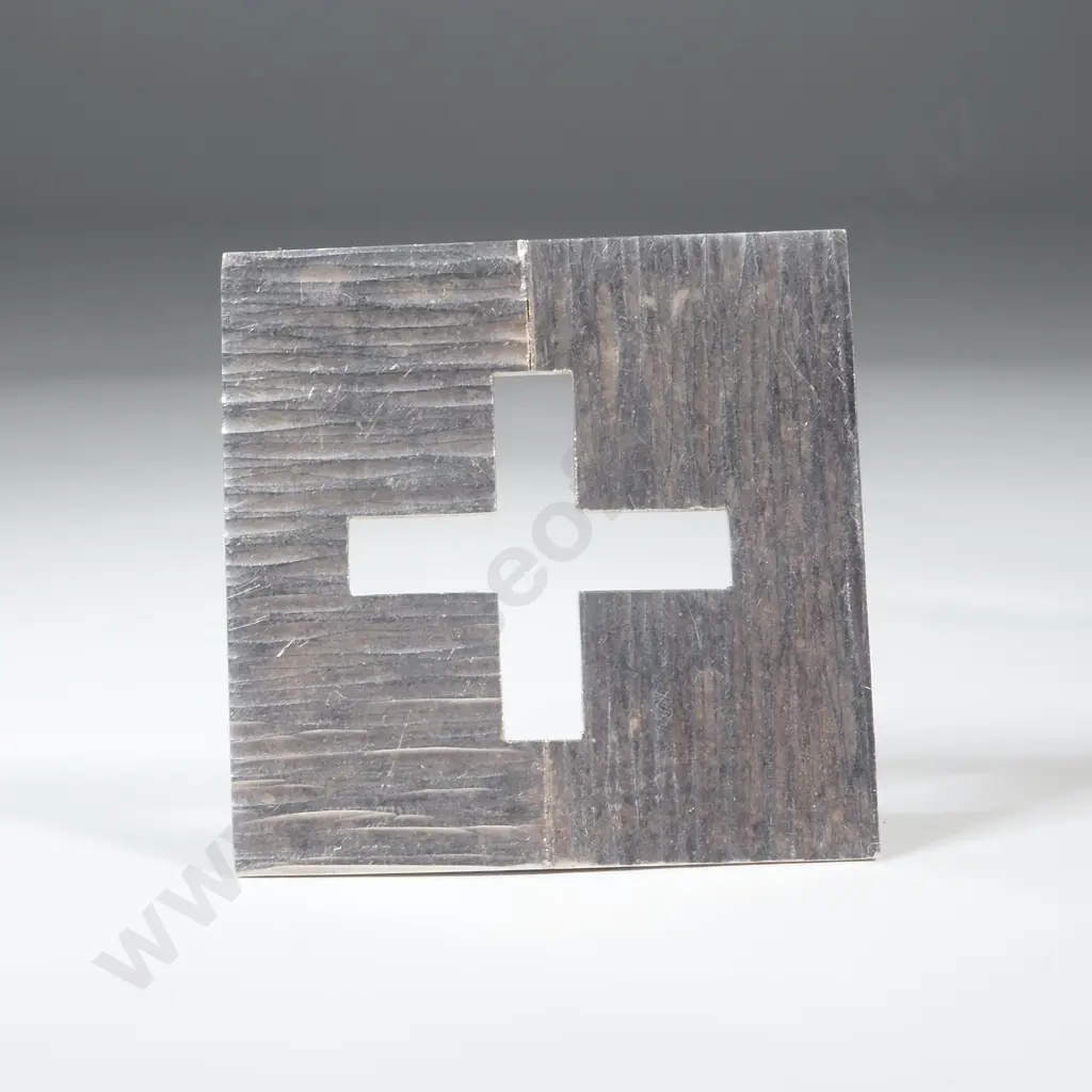 Sterling Silver Cross Brooch. Image 1++