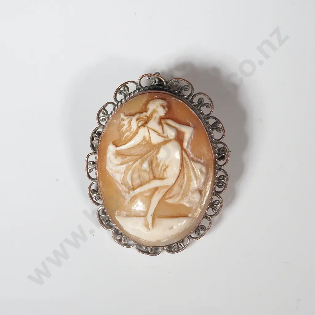 Sterling Silver Mounted Cameo Brooch Image 1++