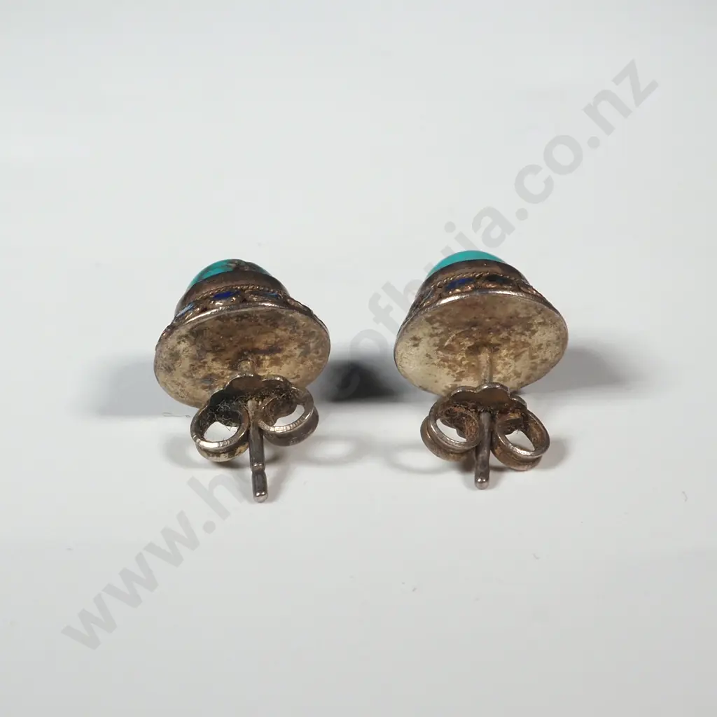 Pair Of  Vintage Sterling Silver & Turquoise Stone Dome Shaped Stud Earrings Image 1++