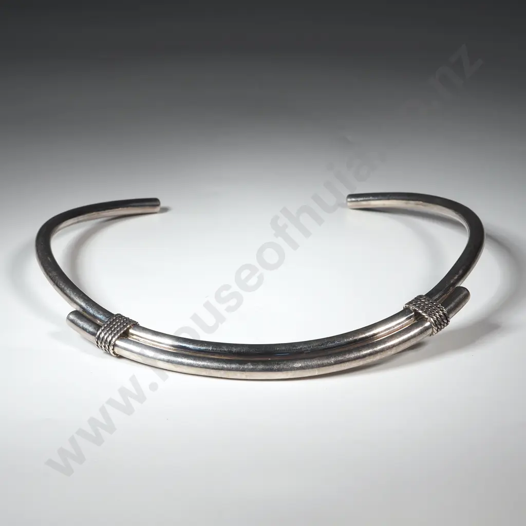 Sterling Silver Collar Image 1++