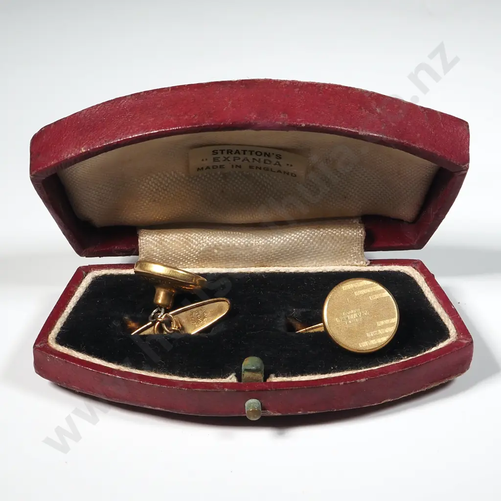 Pair of Vintage Stratton Expanda  Rolled Gold Front Cufflinks in Original Box. Image 1++