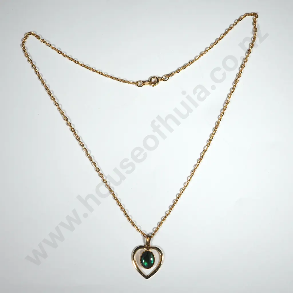 Gold Coloured Chain w Heart & Tourmaline Coloured Stone Pendant. Image 1++