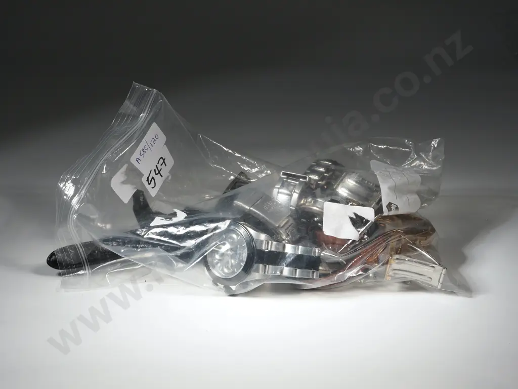 Mixed Lot Of Ten Assorted Mens  Watches Image 1++