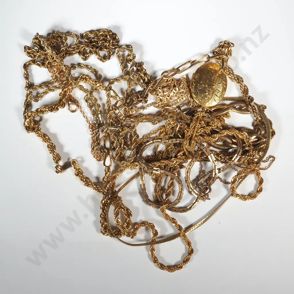Lot of Assorted Costume Gold Coloured Chains. Image 1++