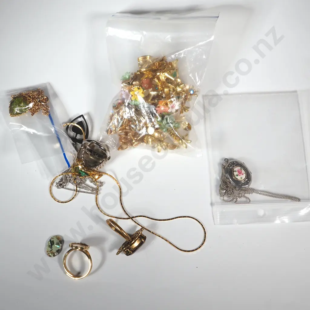 Lot of Costume Floral/Green Toned Earrings, Necklaces, Brooches & Ring. Image 1++