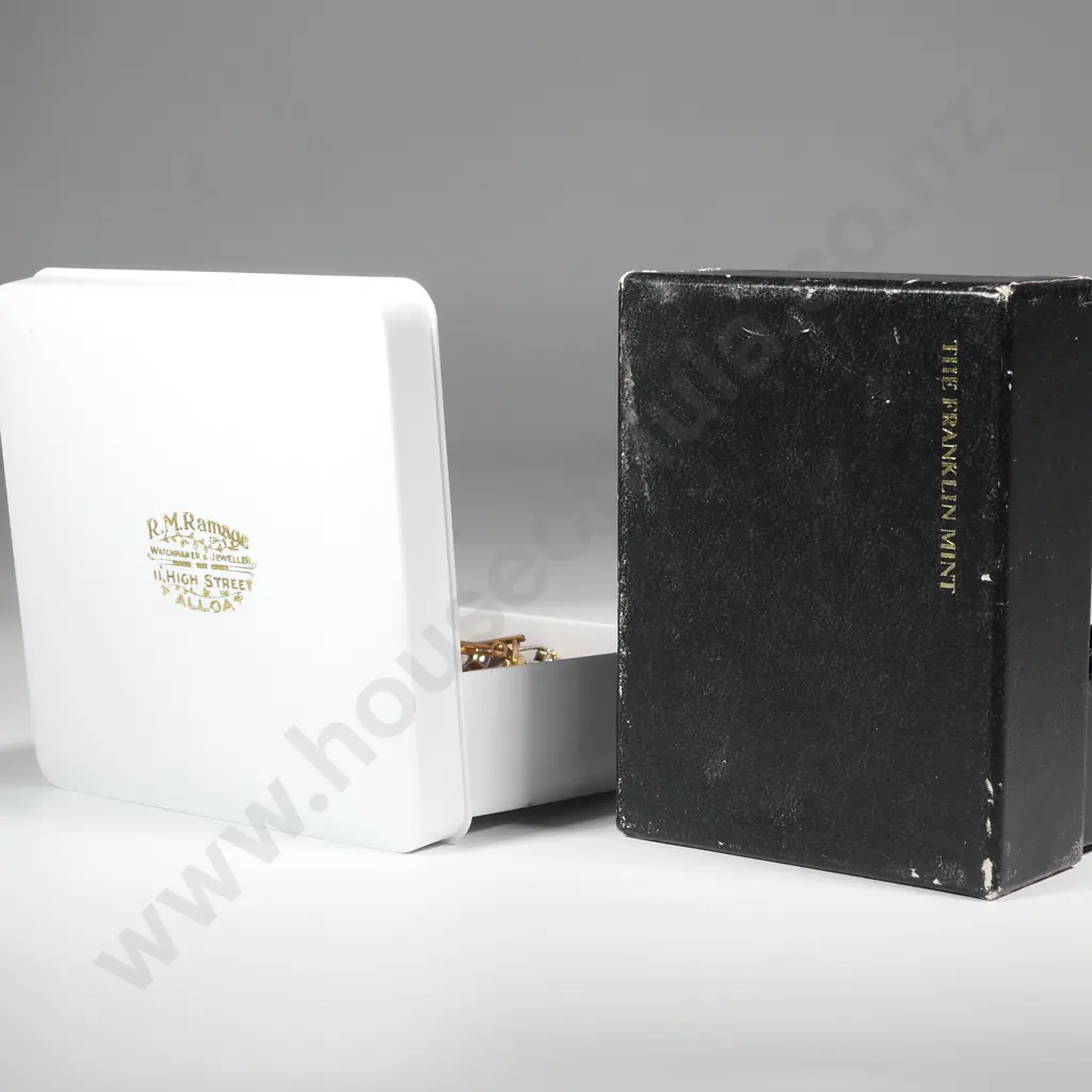 Franklin Mint Teddy Bear Gold Coloured Brooch, Box Of Gold Costume Earrings. Black Glass Maori Pendant w Cord. Image 1++