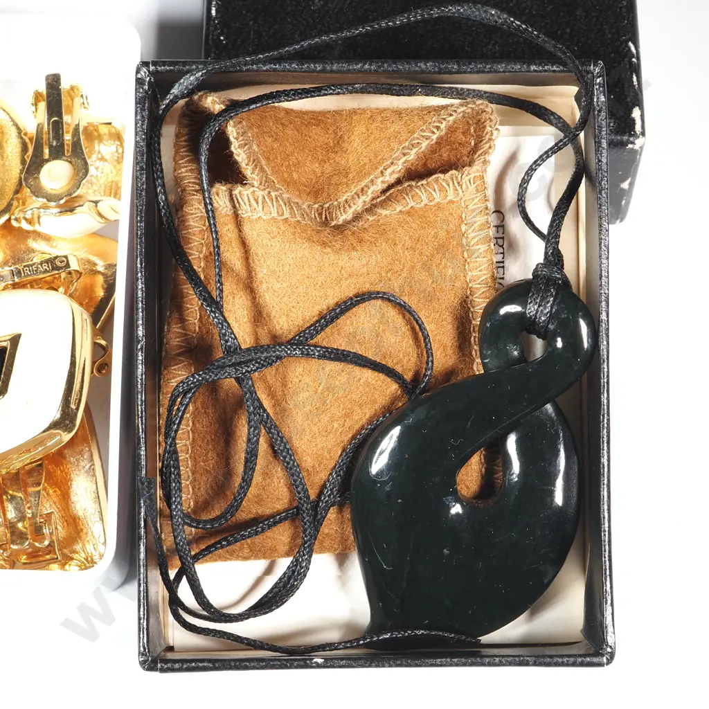 Franklin Mint Teddy Bear Gold Coloured Brooch, Box Of Gold Costume Earrings. Black Glass Maori Pendant w Cord. Image 1++