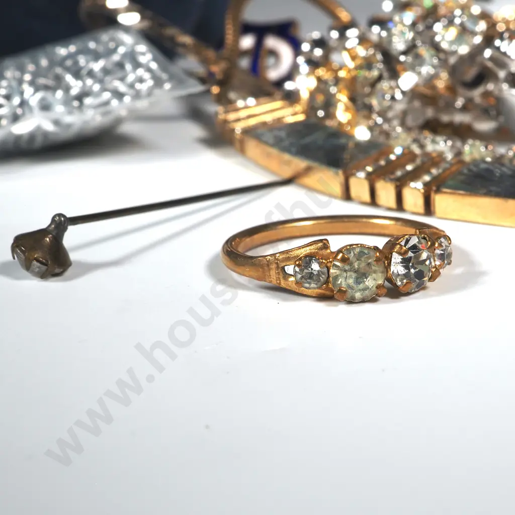 Assorted Lot of Necklaces, 2 Tie Pins & a Boxed Pair of Earrings. Image 1++