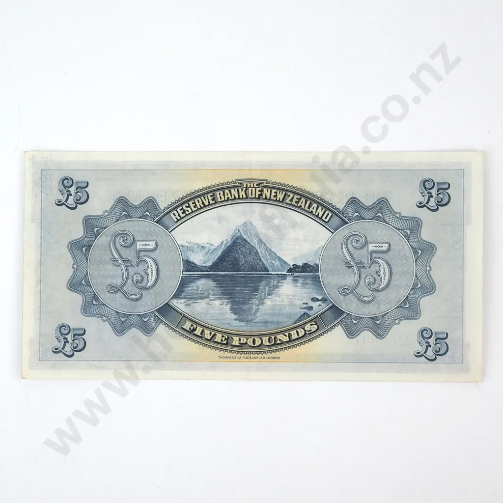 FIVE POUNDS, SERIAL K 598972 ( FIRST PREFIX OF SIGNATURE ), ALMOST UNCIRCULATED, C.V. $5000 Image 1++