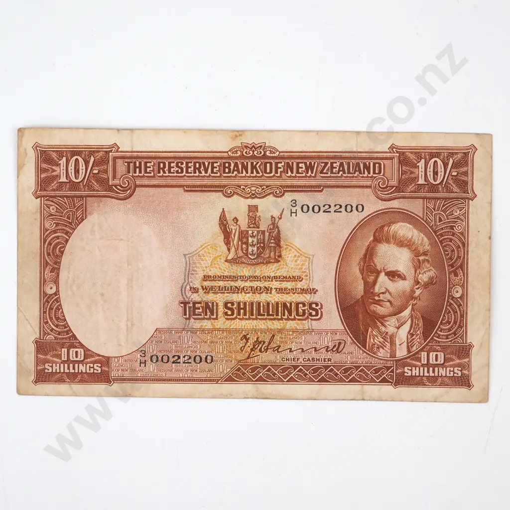 TEN SHILLINGS, HANNA SIGNATURE, SERIAL 3 OVER H 002200 ( RADAR NUMBER ) ( LAST PREFIX OF TYPE ), FINE, C.V. $250 Image 1++