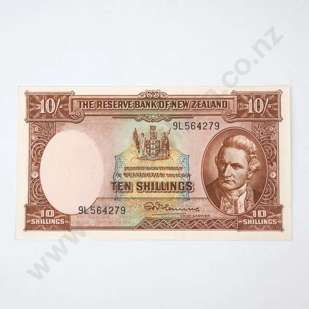 TEN SHILLINGS, FLEMING SIGNATURE, SERIAL 9L 564279 ( LAST PREFIX OF SIGNATURE ), VERY FINE, ALMOST UNCIRCULATED, C.V. $2 Image 1++