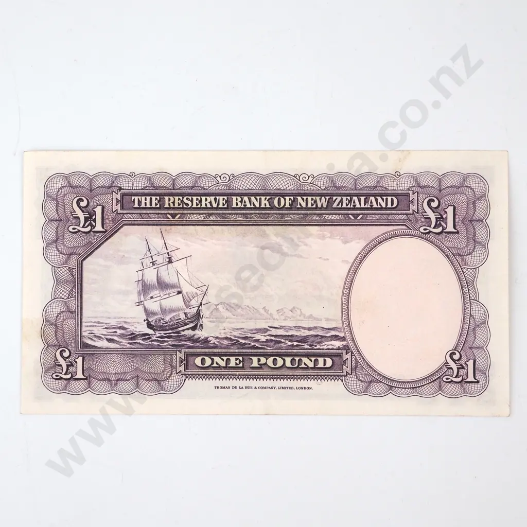 ONE POUND, FLEMING SIGNATURE, SERIAL 072 742560, ALMOST UNCIRCULATED, C.V. $300 Image 1++