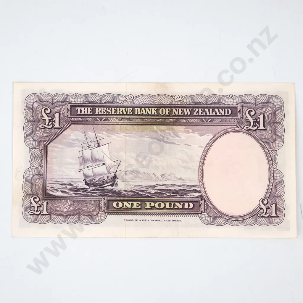 ONE POUND, FLEMING SIGNATURE, SERIAL 250 992134, ALMOST UNCIRCULATED, C.V. $130 Image 1++